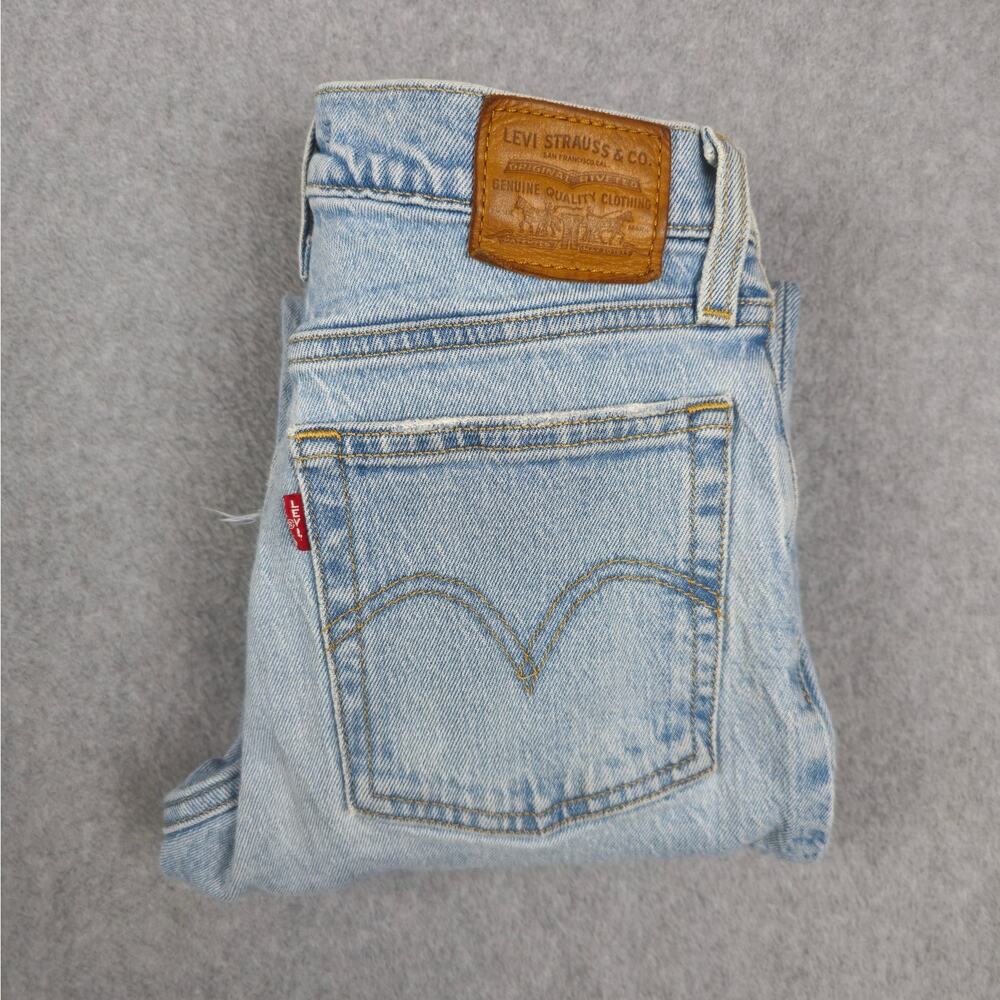 Levi's Womens 24x26 Wedgie Straight Light Wash Button Fly Jeans Distressed Knee